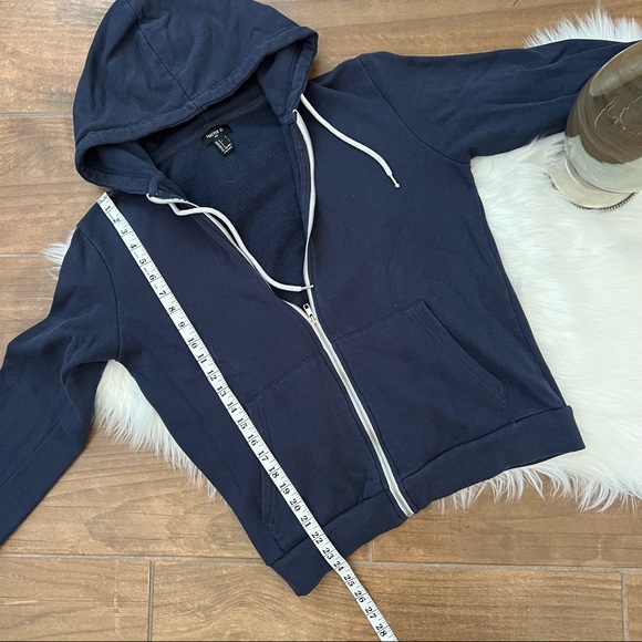 Forever 21 Mens Navy Hoodie - Picture 3 of 3